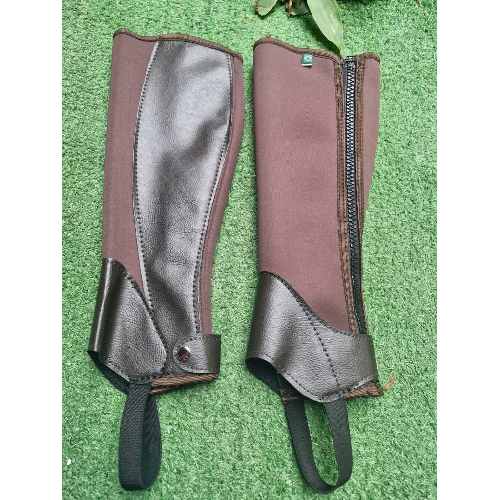 Perneira em Neoprene Preta Ou Marrom Couro e Fechamento em Ziper Melhor Preço — R$ 109,95 em Shopee
