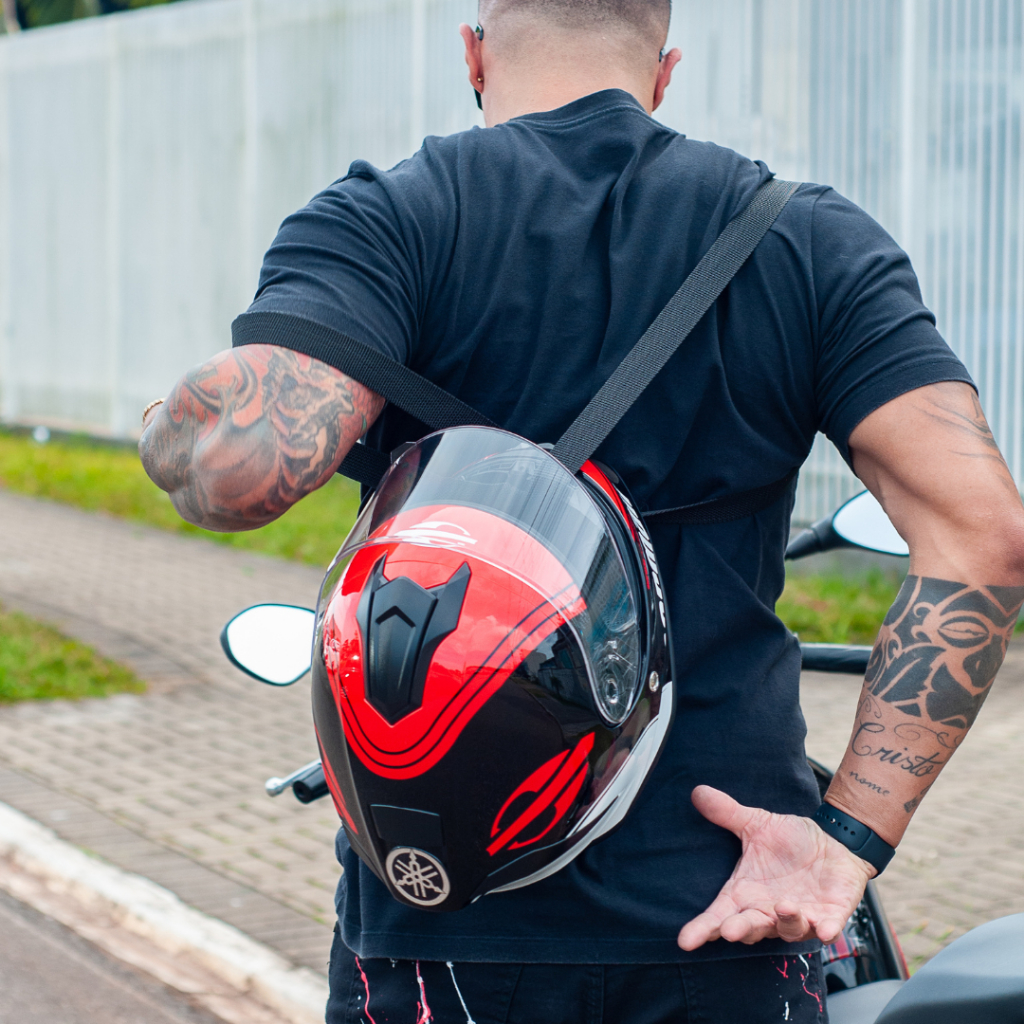 Detalhes do HOITTO - Nos eventos leve seu capacete com segurança, liberdade e comodidade.
