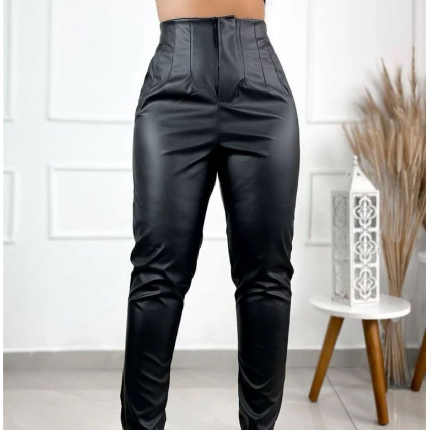 Calça Feminina Couro Fake Courino Cintura Alta Tendência Inverno