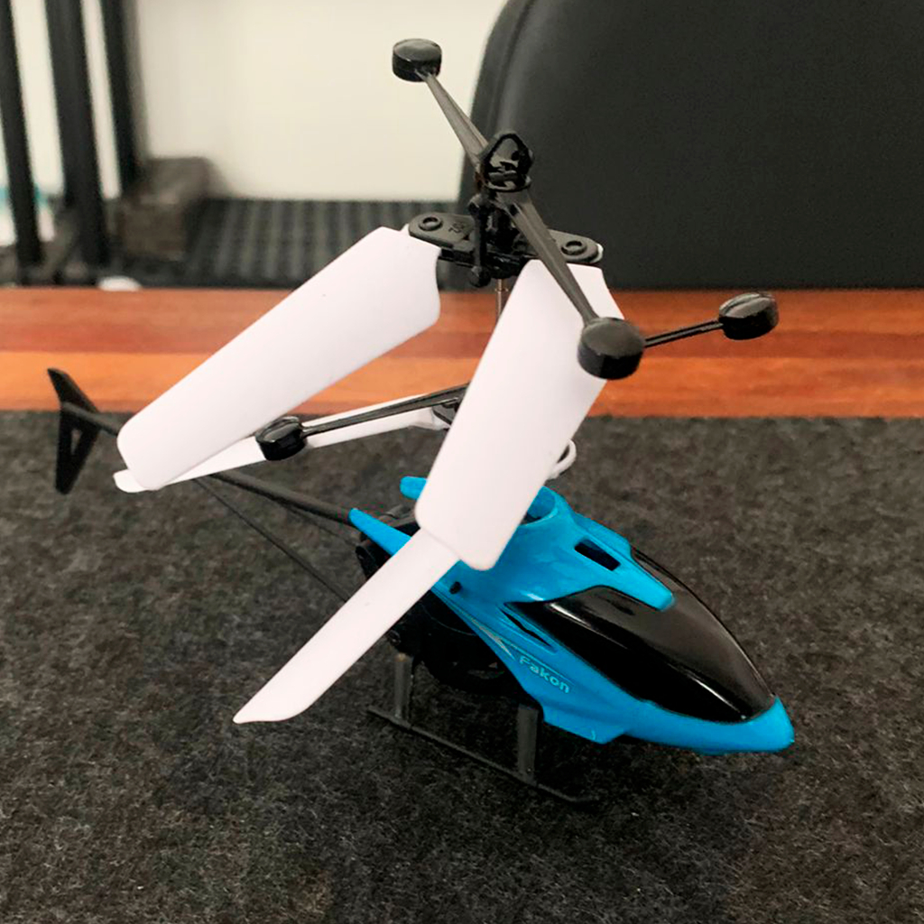 Helicóptero de Brinquedo RC com Controle Remoto - Voo por Indução e Diversão em Família
