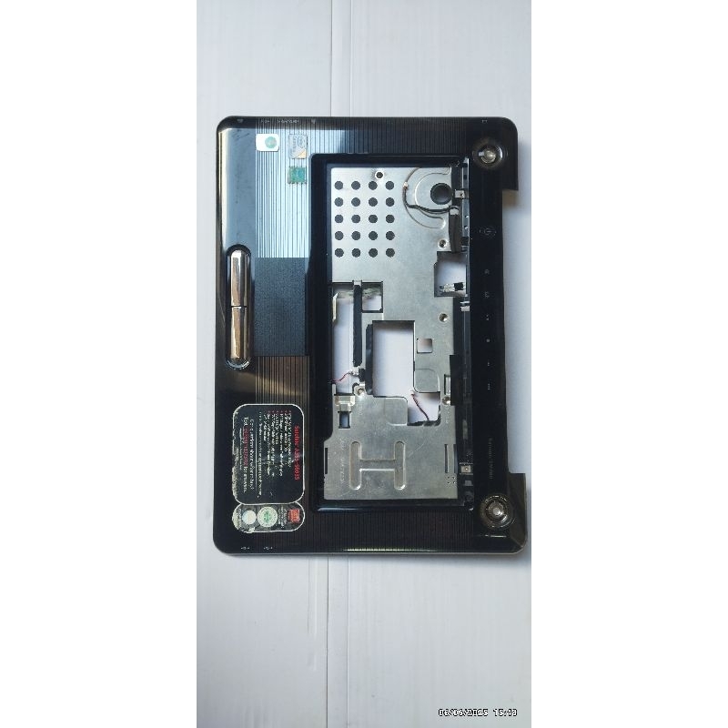 Carcaça base do teclado notebook Toshiba Satéllite A355 com touchpad
