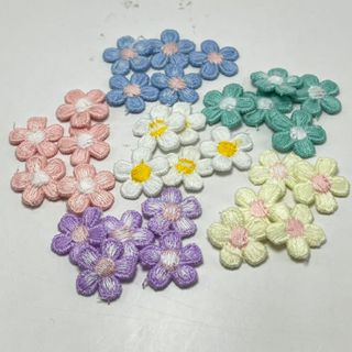 Aplique Flor de Tecido sortido 100 unidades (cada modelo tem um tamanho) em Oferta na Shopee