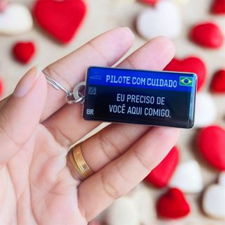 Chaveiro Dirija ou Pilote com cuidado personalizado em Oferta na Shopee