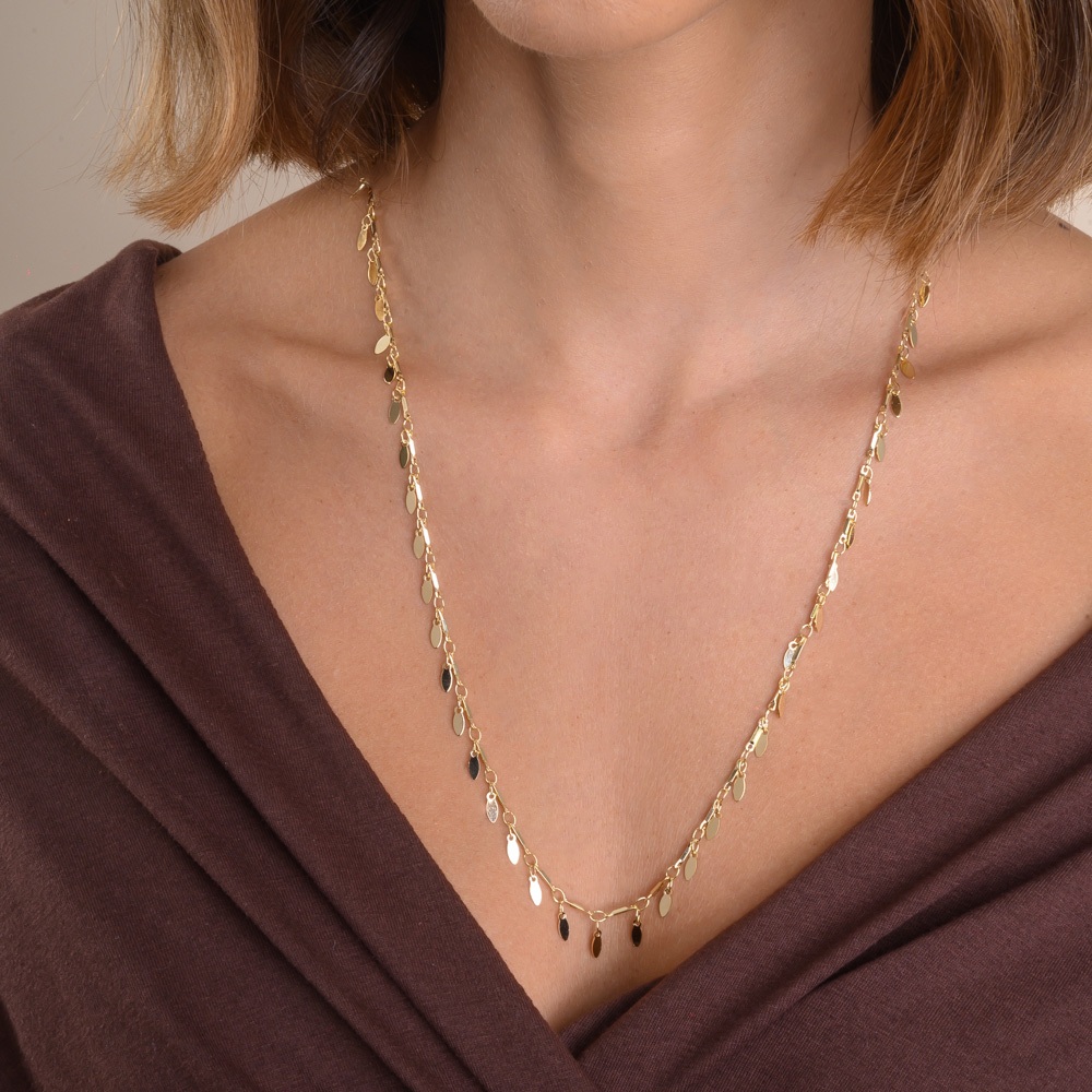 Colar Longo Folhinhas com Banho em Ouro 18k em Oferta na Shopee