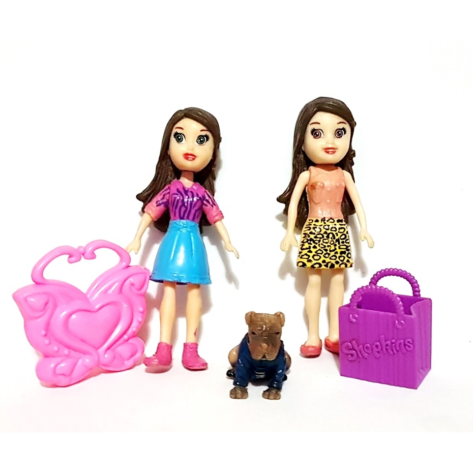KIT COM 2 BONEQUINHAS + CÃOZINHO + ACESSORIOS 11CM USADO P2