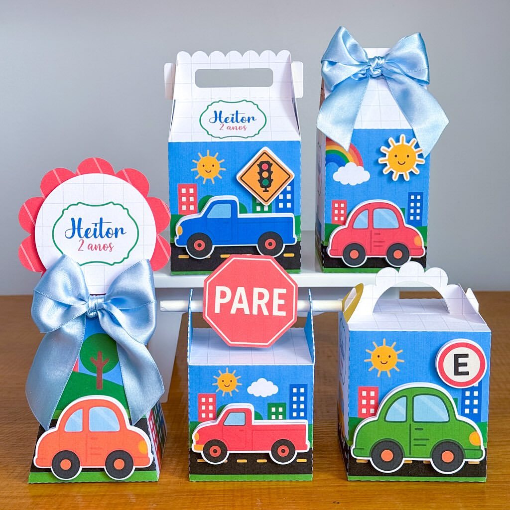 Kit Festa Carrinhos l Personalizados l Lembrancinha para Festa l kit Caixas Personalizadas Aniversário Mesversário