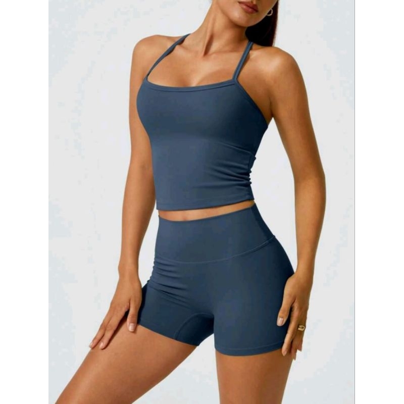 Conjunto Fitness azul com alças cruzadas nas costas - SHEIN - conjunto feminino short e top - academia Tamanho M