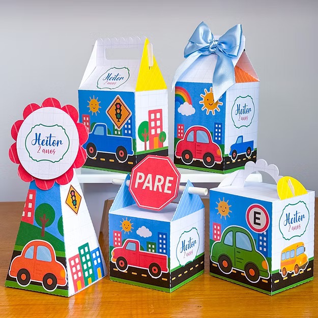 Kit Festa Personalizados Carrinhos Lembrancinhas Caixinhas para festa - PEGUE E MONTE