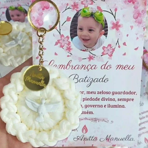 kit Lembrancinhas Chaveiro ou Ímã de Geladeira Divino Espírito Santo Batizado/Primeira Eucaristia/Crisma