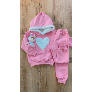 Conjunto moletom tutti fruti com capuz forrado pelo carneirinho em Oferta na Shopee