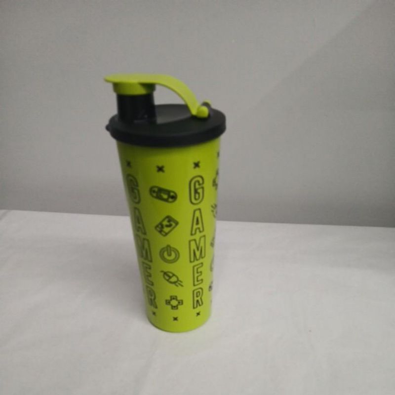 copo com bico 470 ml gamer Tupperware