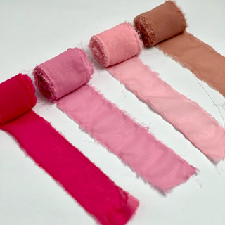 FITA RÚSTICA CHIFFON DE SEDA ARTESANATO, CONVITE, CASAMENTO, CAIXA DE PADRINHOS E DAMINHAS 4CM LARGURA em Oferta na Shopee