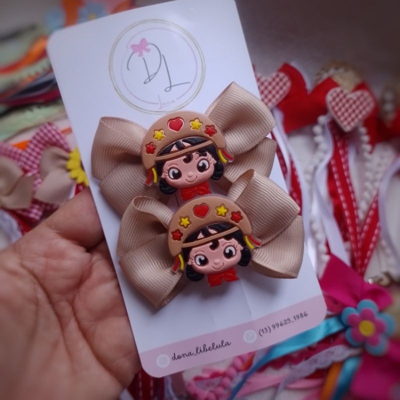 Laço Maria bonita Presilha de cabelo junina bege, lacinho infantil junino.