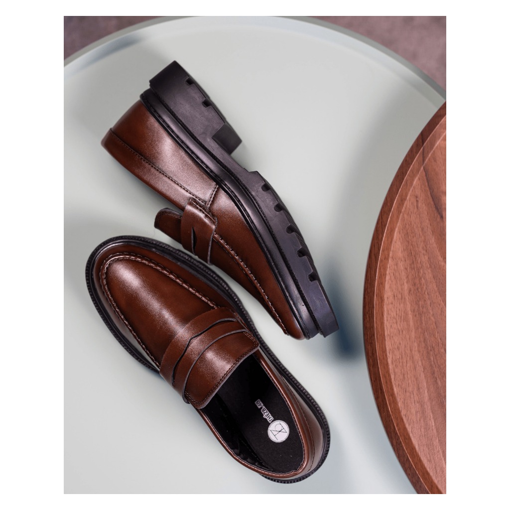 Sapato Social Masculino Casual Mocassim Costurado Piettro Trabalho Eventos Confortável Dia Dia