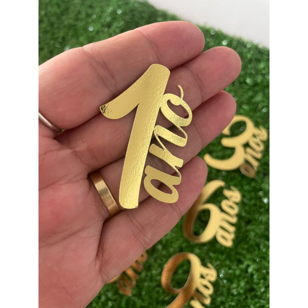 60 apliques número dourado espelhado não é acrílico- aplique dourado - aplique idade