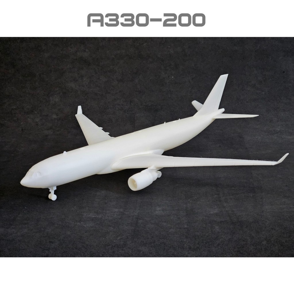 Avião Airbus A330-200 Maquete Escala 1:144 1:200 Plastimodelo