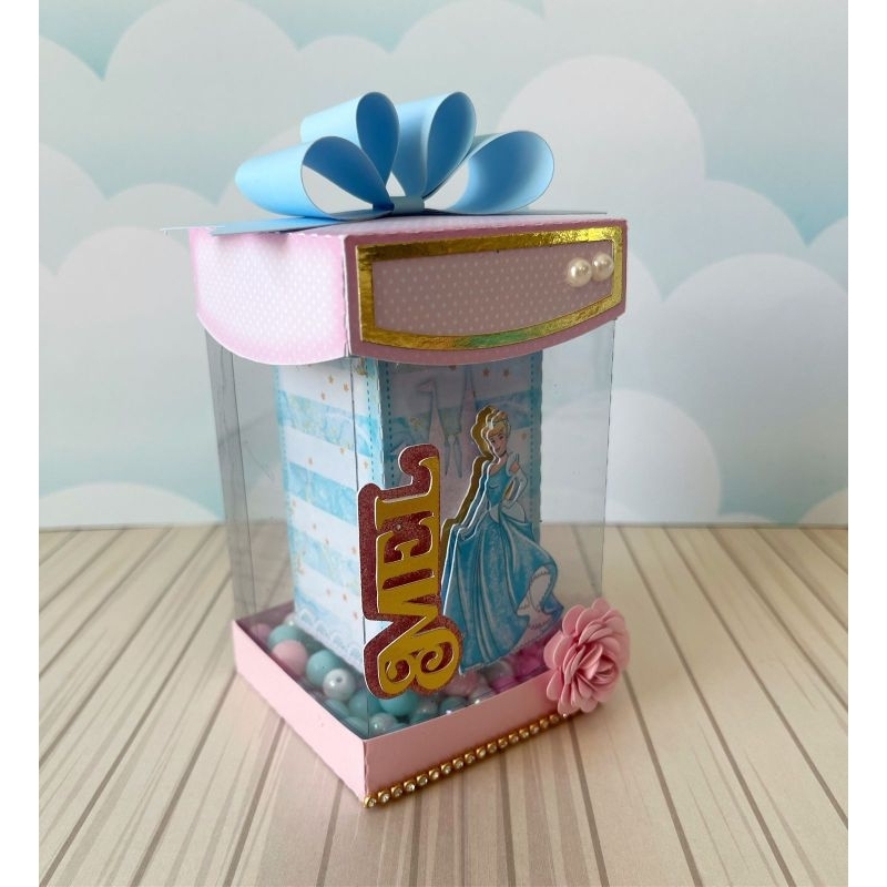 ✨ Caixa Quadrada Luxo - Cinderela - Princesas - Papelaria Personalizada - Lembrancinha de Festa