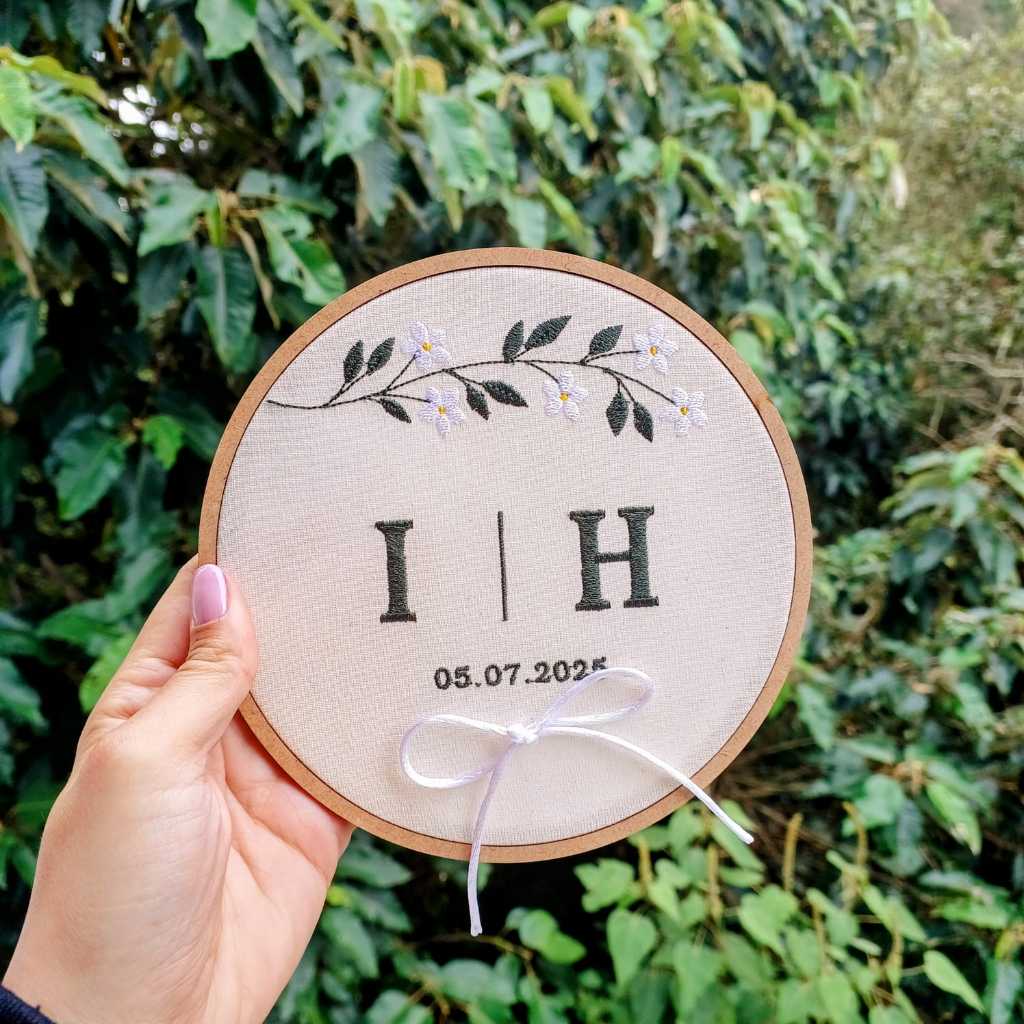 Porta Aliança Casamento Maternidade bastidor mdf 17cm