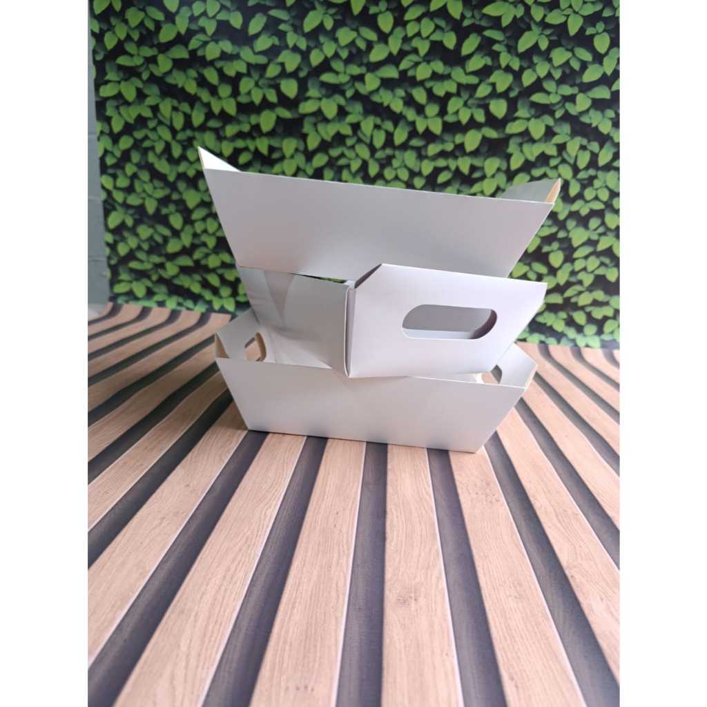CESTINHA PAPEL BRANCO, G 21X15cm; 20 unid - Páscoa; Cesta de Chocolate; Café da manhã; cesta para docinhos