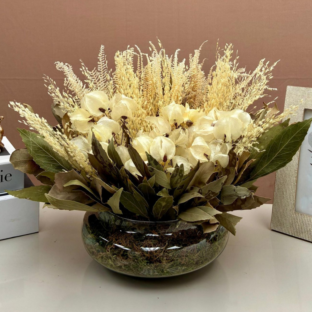 Arranjo Branco Rústico Mix De Plantas Desidratadas com Vaso de Vidro