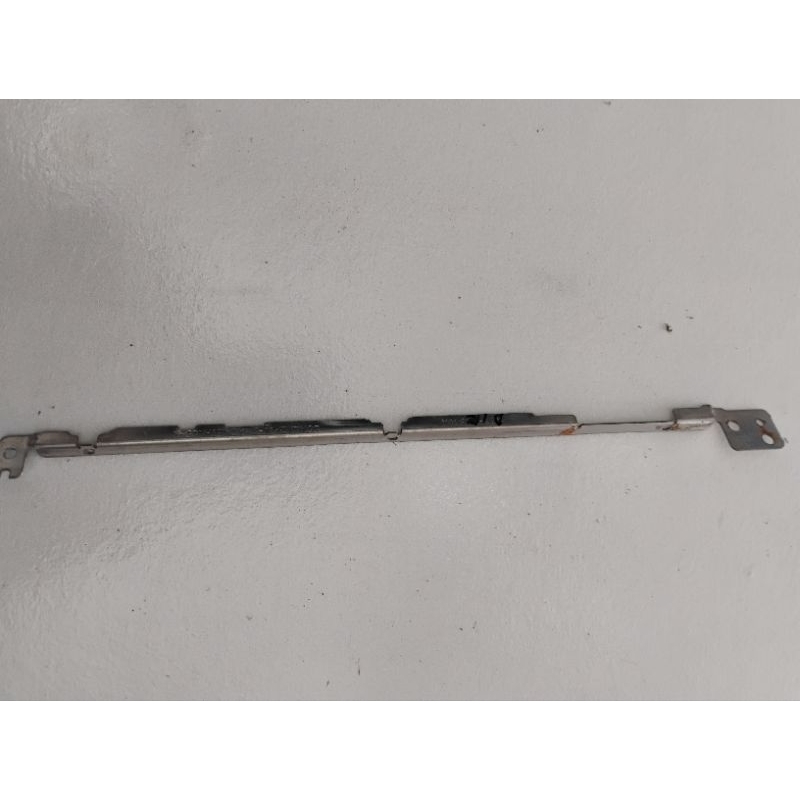 haste lado direito notebook Samsung rv411