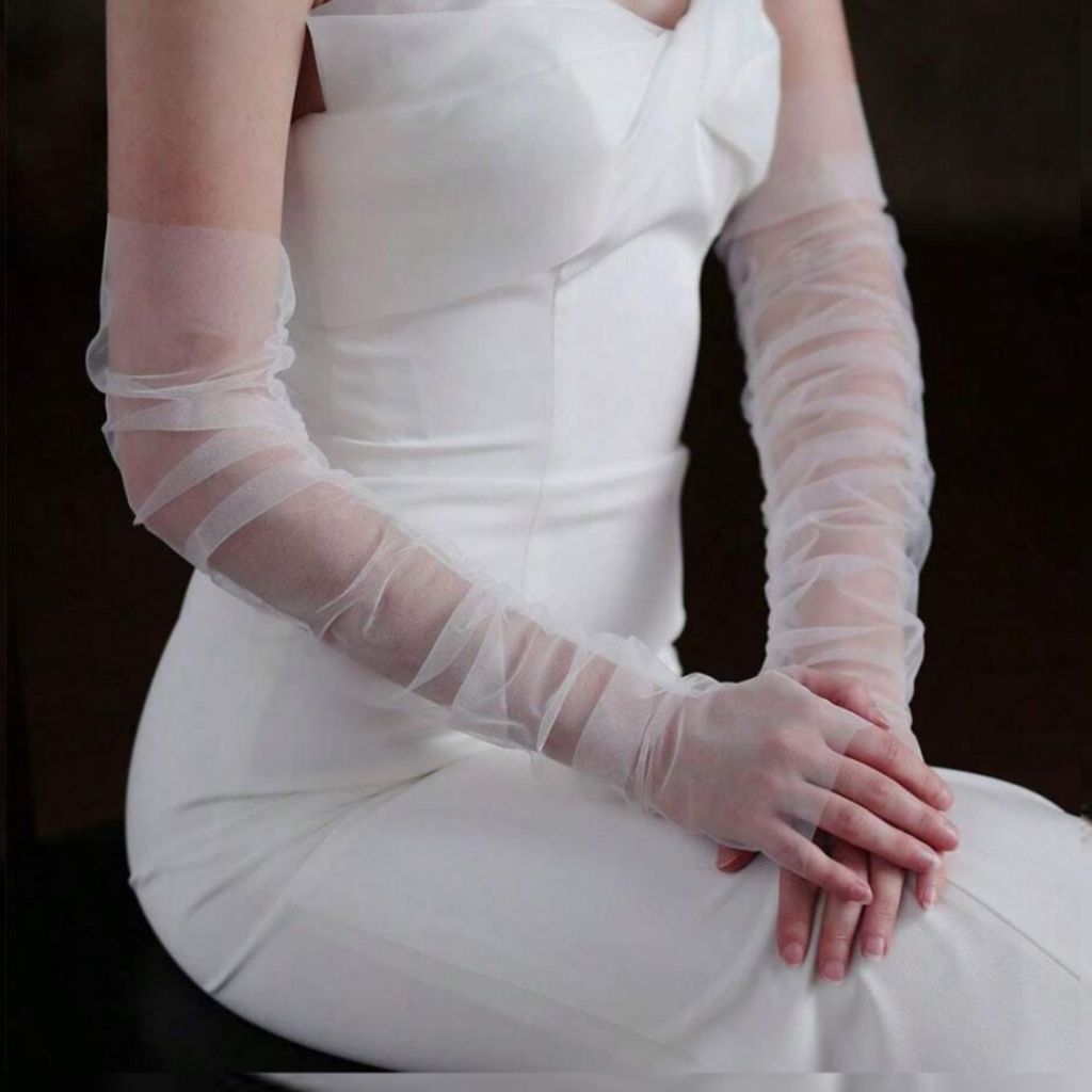 Luva Para Noiva Lisa Longa Casamento Fantasia Tulê L15 em Oferta na Shopee