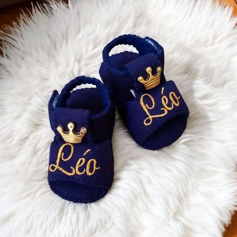 sandalia para bebes com nome bordado em Oferta na Shopee