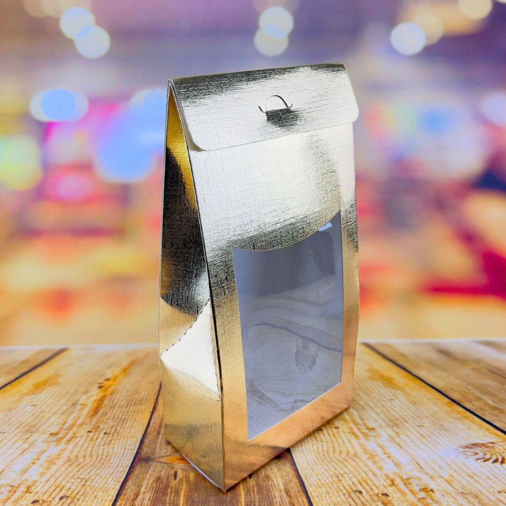 10~50 Caixa SACOLA COM VISOR G OURO LAMINADA ASSK 12X6X23 em Oferta na Shopee