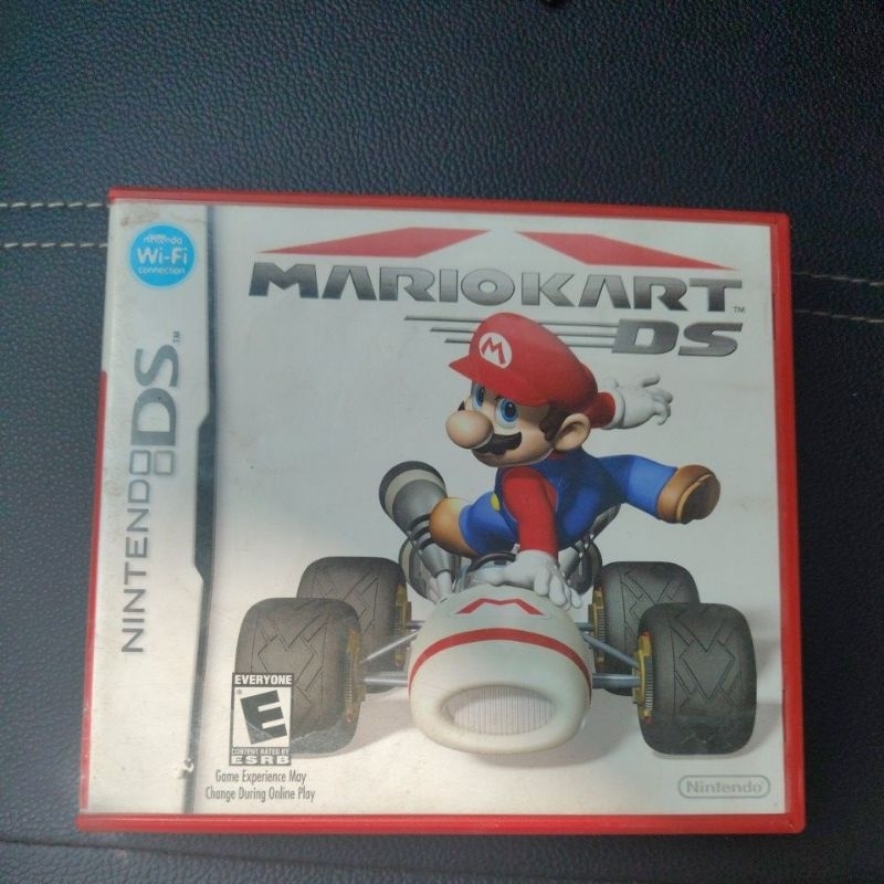mario kart ds usado versão Americana Usado com marcas de uso na capa