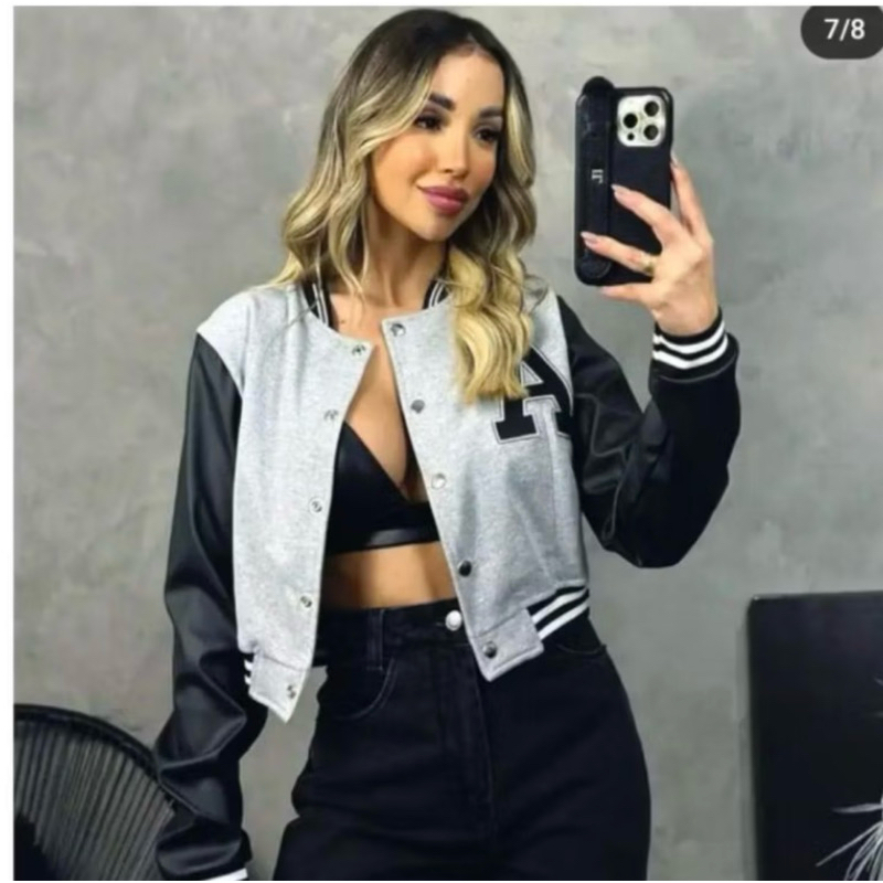 Jaqueta College moleton flanelada com couro fake