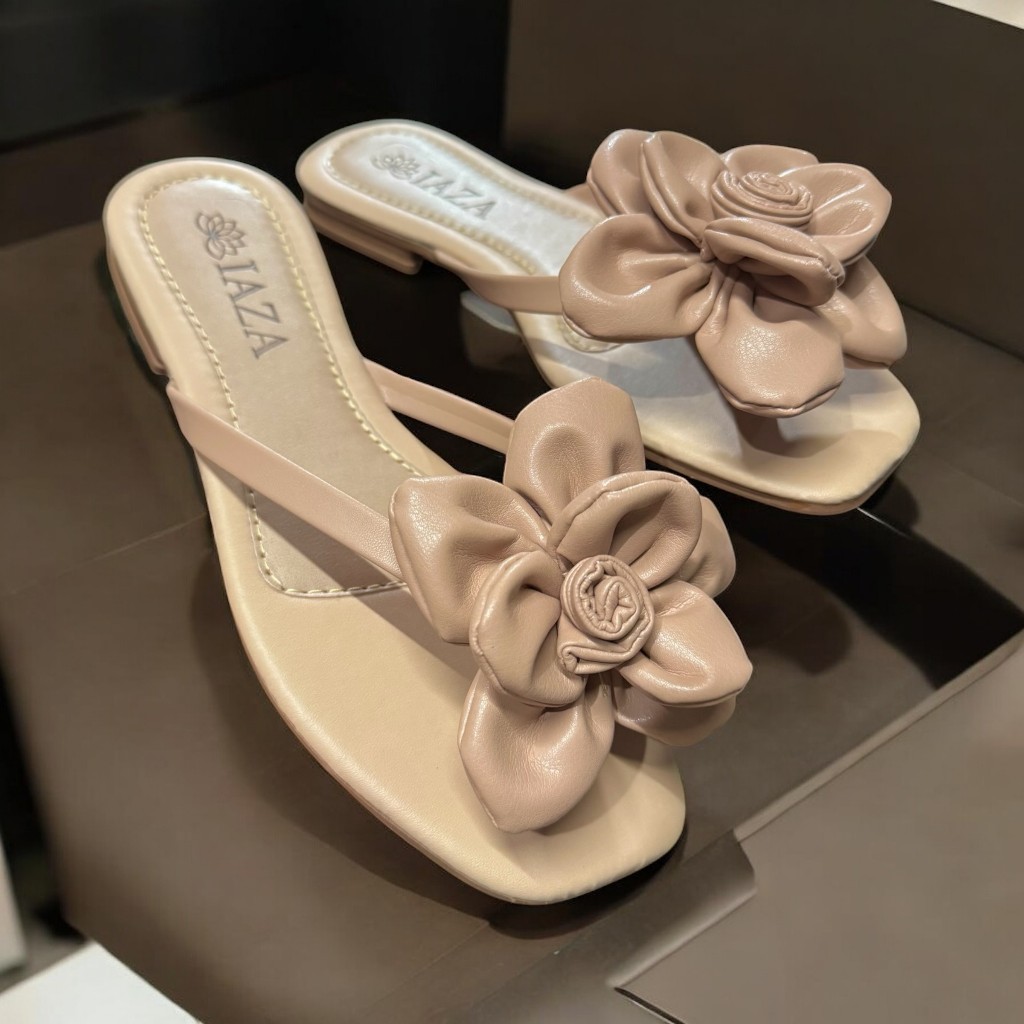 Chinelo Rasteirinha Feminino Flor Grande Dia a Dia Confortável e Prático Bico Quadrado