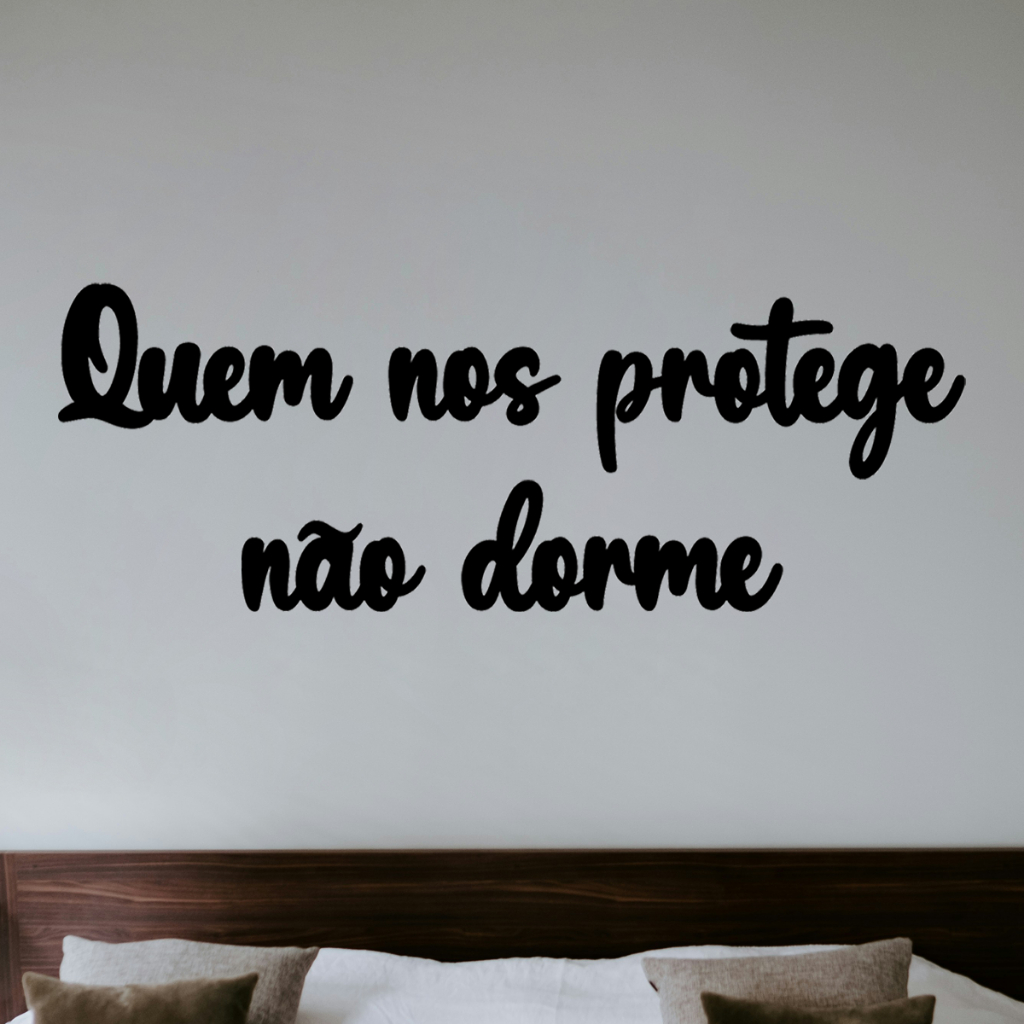 Quadro Decorativo Religioso Frase Quem Nos Protege Não Dorme MDF 3mm Preto Fosco em Oferta na Shopee