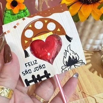 Brinde Festa Junina Empresa: Onde Comprar | BuscaProdutos