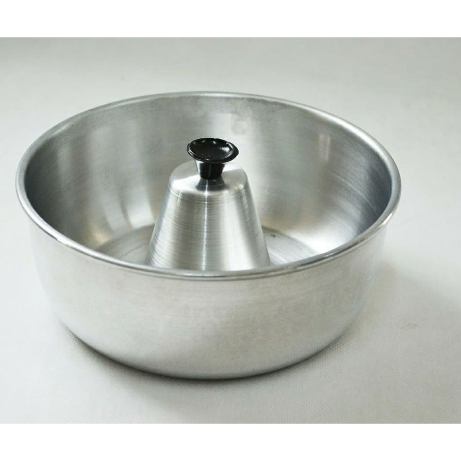 Forma de pudim de alumínio com baquelite 18cm em Oferta na Shopee