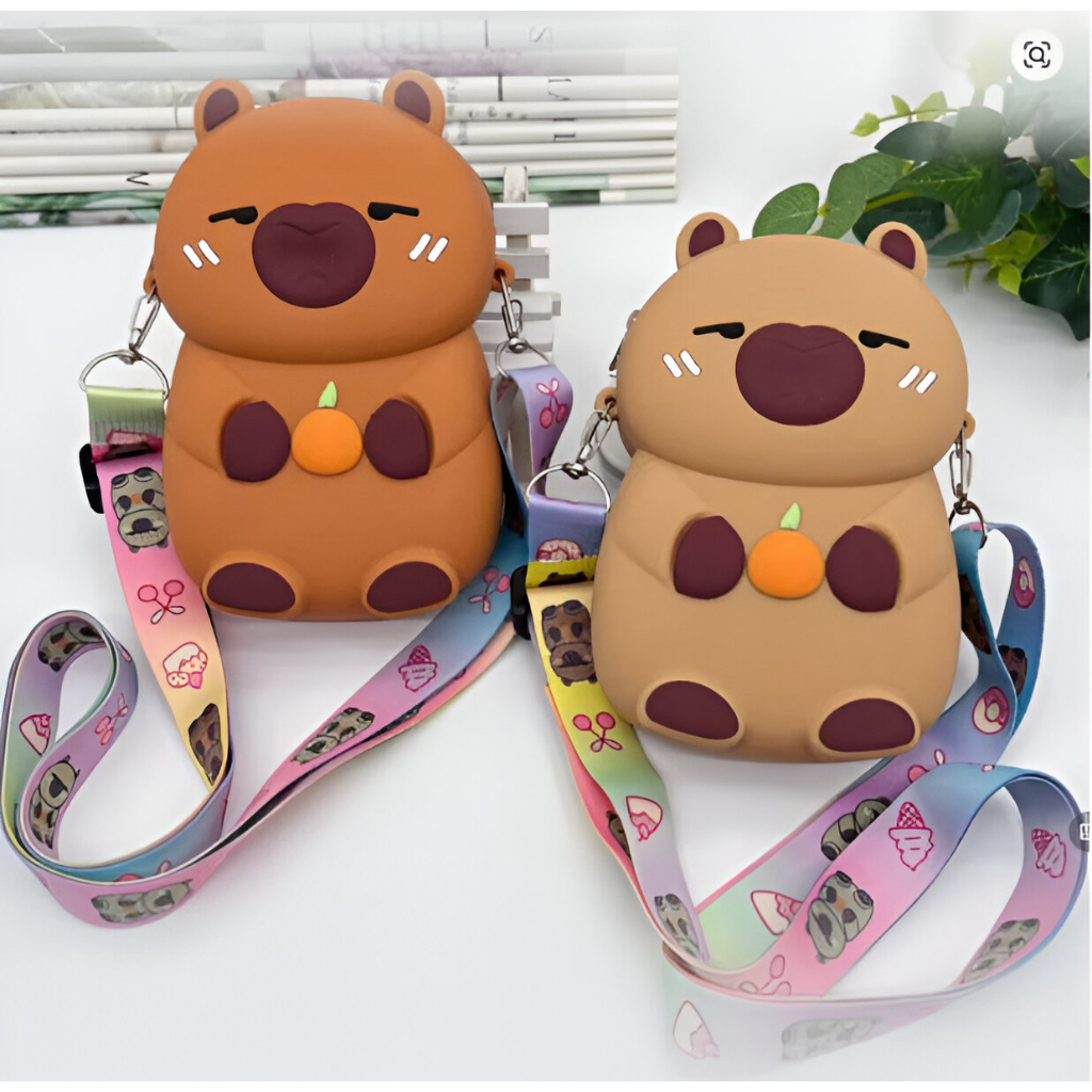 Bolsinha Mini Infantil Capivara Capy bala Mochilinha Silicone Confortável Leve