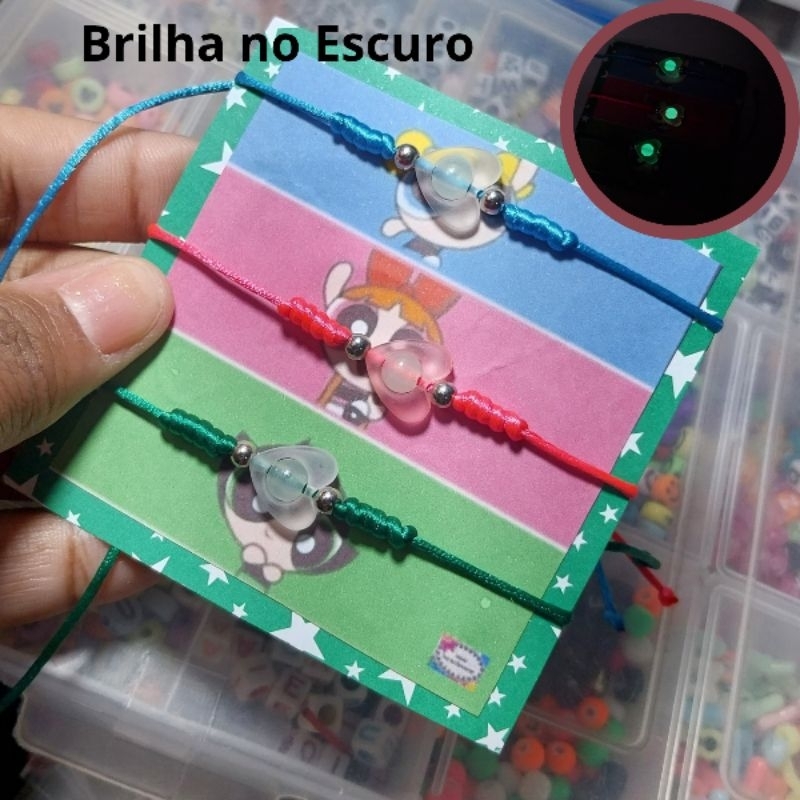 KIT 3 PULSEIRAS DA AMIZADE DAS MENINAS SUPER PODEROSAS QUE BRILHAM NO ESCURO,  FECHO REGULÁVEL EM MACRAME