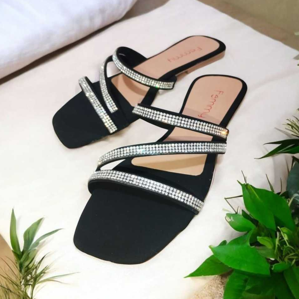 Rasteirinha Feminina com Strass Pedraria Rasteira confortável brilho antiderrapante Femmy 060