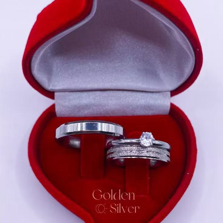 Par de Aliança de Namoro Casamento Prata Diamantada Canal Brilhante e Chanfrada 4mm + Anel Solitário + Caixinha em Oferta na Shopee