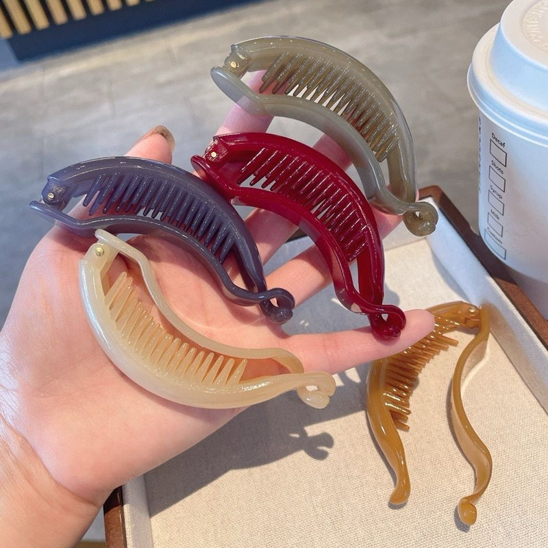 Kit 1/2/3 unidade Presilha Banana Clássica 9,5cm – Kit com Cores Sortidas em Oferta na Shopee