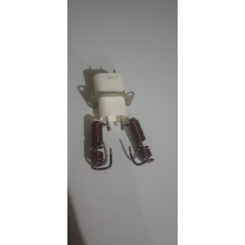 Conector Plugue Tomada Magnetron Microondas (USADO)