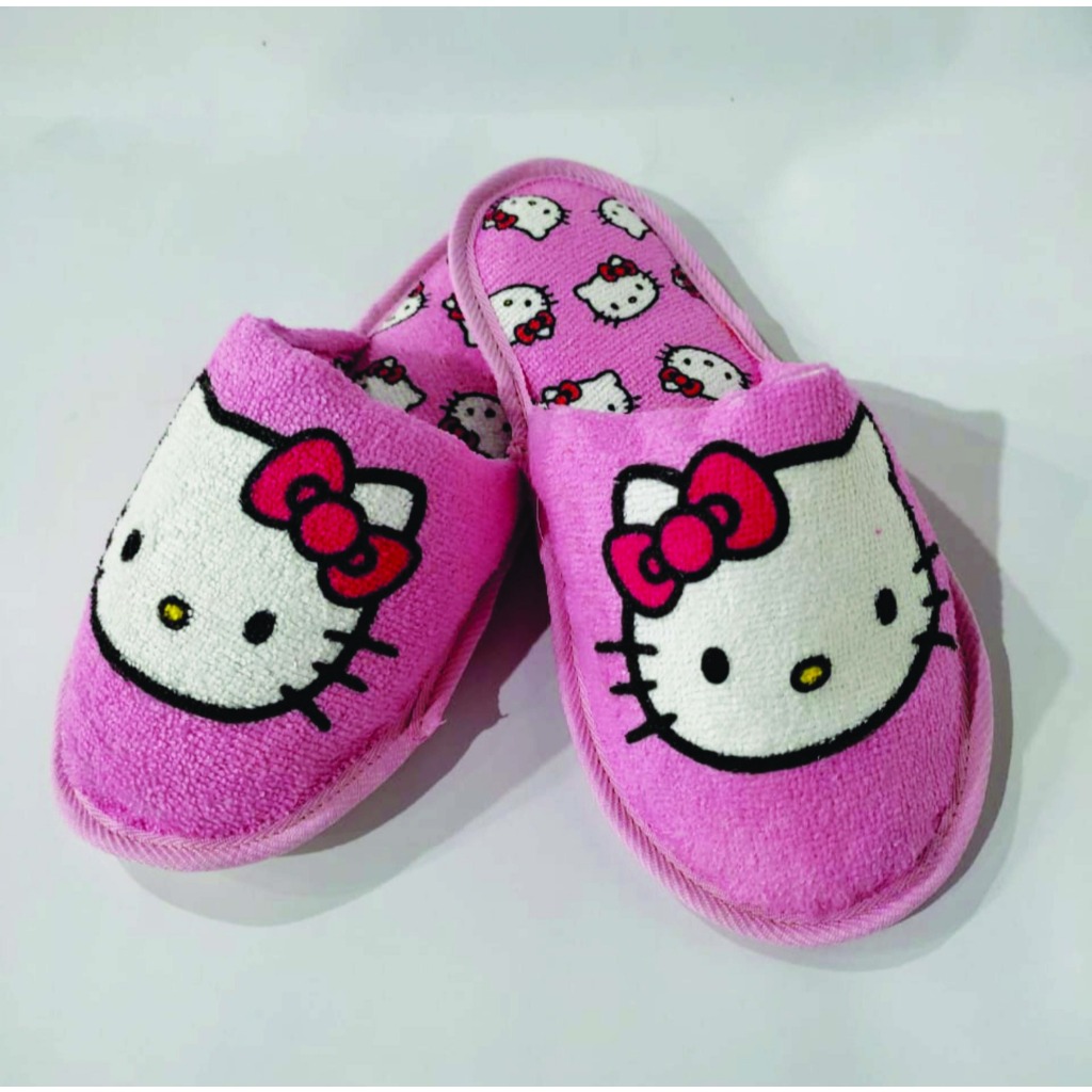 Pantufa de heróis temática infantil de bichinho banho e dormir, fofinha menino, menina hello kitty