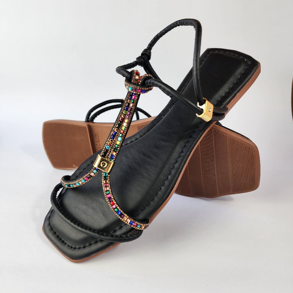 Sandália Feminina Rasteira Tiras Finas Pedraria Colorida Strass Luxo Confortável Estilo Casual e Elegante C/ Regulagem