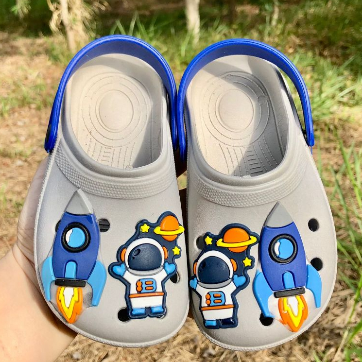 Babuche Infantil Sandália Astronauta Chinelo  Menina Bebe Criança Antiderrapante Borracha Colorido Moda Bloguei