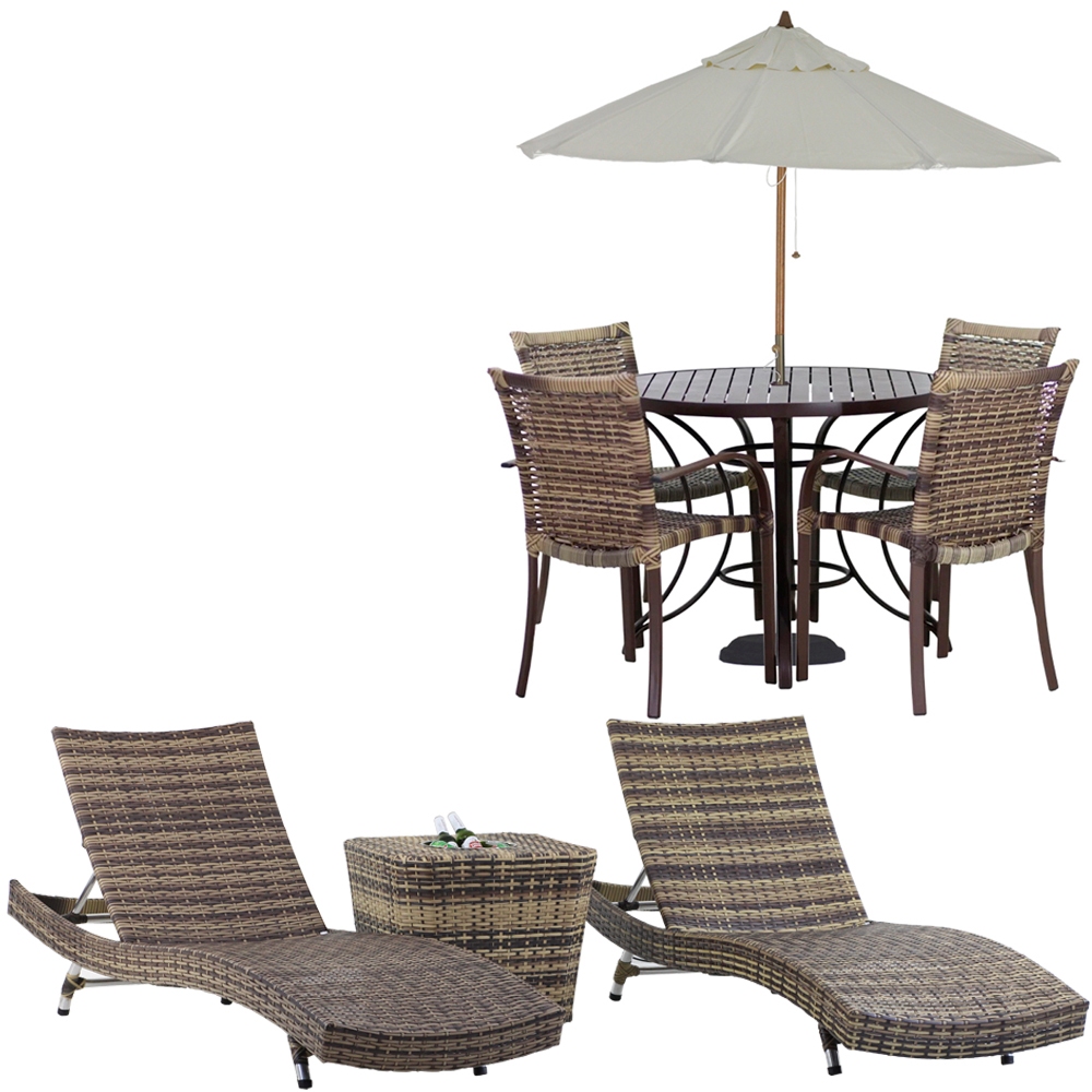 Kit 4 Cadeiras e Mesa, 2 Espreguiçadeiras Bona e Mesa com Ombrelone - Piscina, Jardim, Área - Trama Original