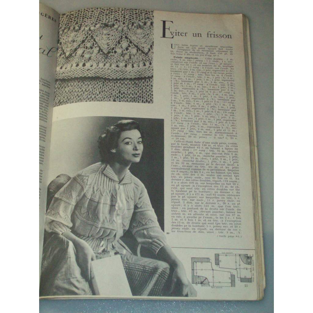 Revista de época Francesa Modes e Travaux 1954 (Pós G.M)/Moda beleza/Muitas propagandas ideal para decoração ou Recorte.