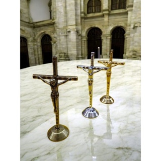 Crucifixo De Mesa Metal 12cm em Oferta na Shopee