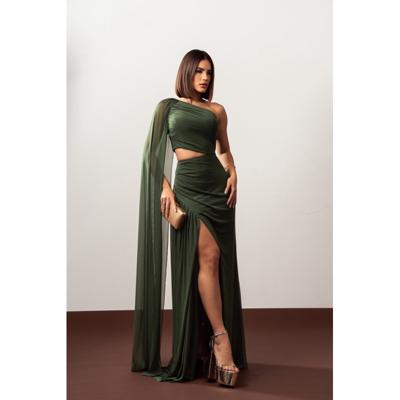 Vestido Eva todo em Tule liso sem brilho, um ombro só de Capa abertura lateral, maravilhoso para Madrinhas de casamento em Oferta na Shopee