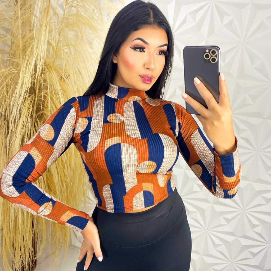 Blusa Feminina Cropped Lisa em Tecido Canelado Tamanho M e GG - Gola Alta | Manga Longa em Oferta na Shopee