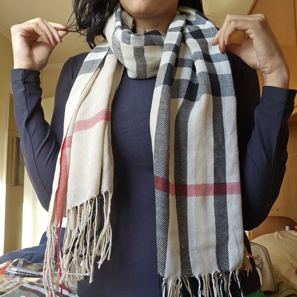 O que é Cachecol Bege Xadrez? Guia e Onde Comprar | BuscaProdutos