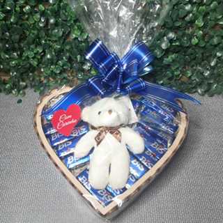 Cesta de Chocolate Bís + Chaverinho Para Presentear Páscoa, Namorado,Amigo,Pais,Sobrinho. em Oferta na Shopee